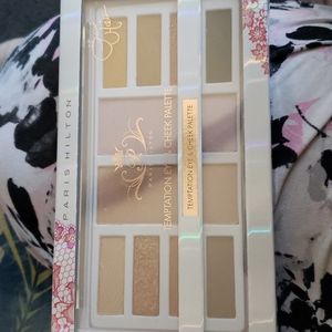 Paris Hilton eye and cheek palette